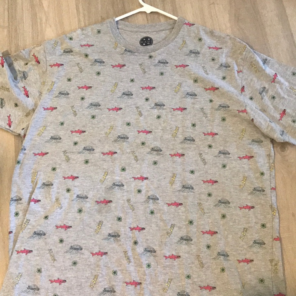 Maui shark TShirt for men gray